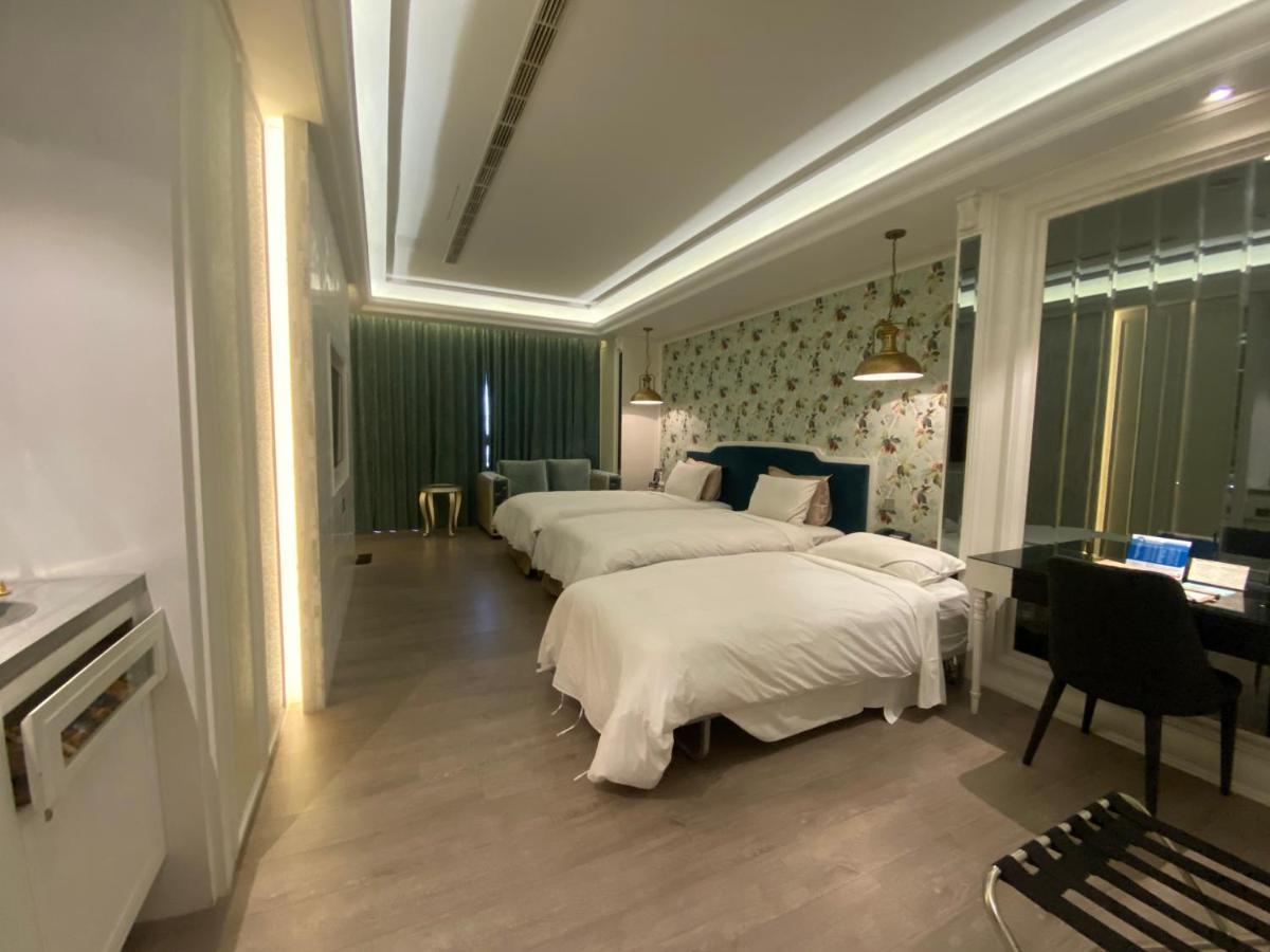 U-Her Hotel Тайчжун Екстер'єр фото