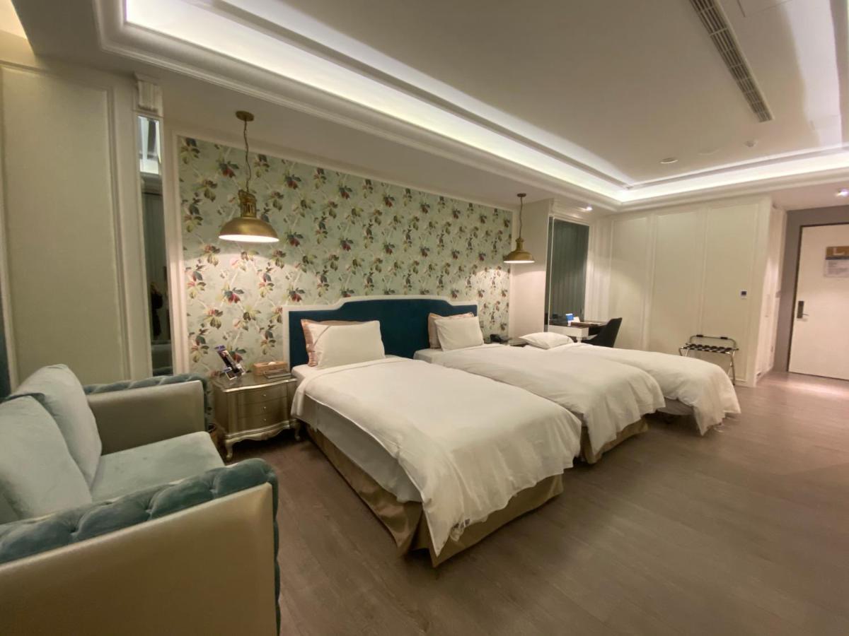 U-Her Hotel Тайчжун Екстер'єр фото