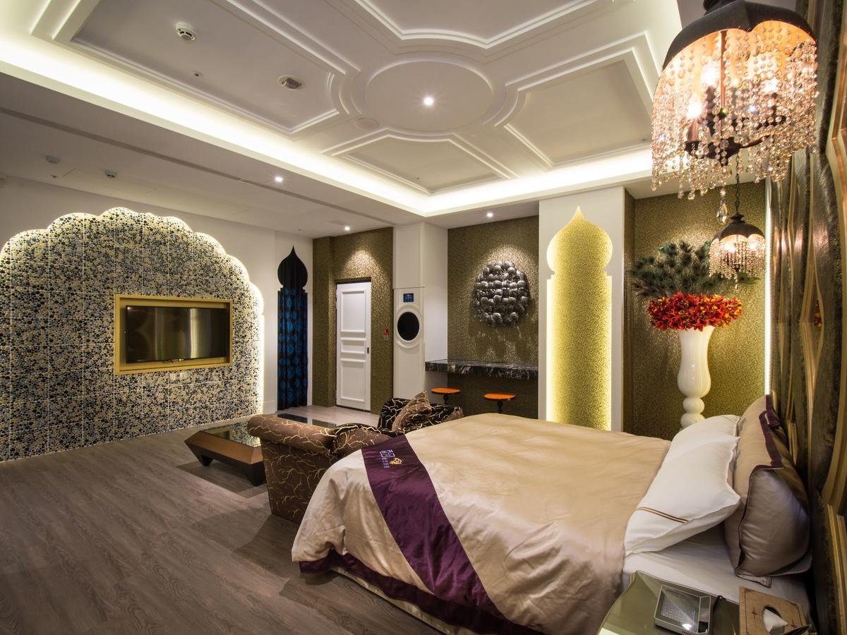 U-Her Hotel Тайчжун Екстер'єр фото
