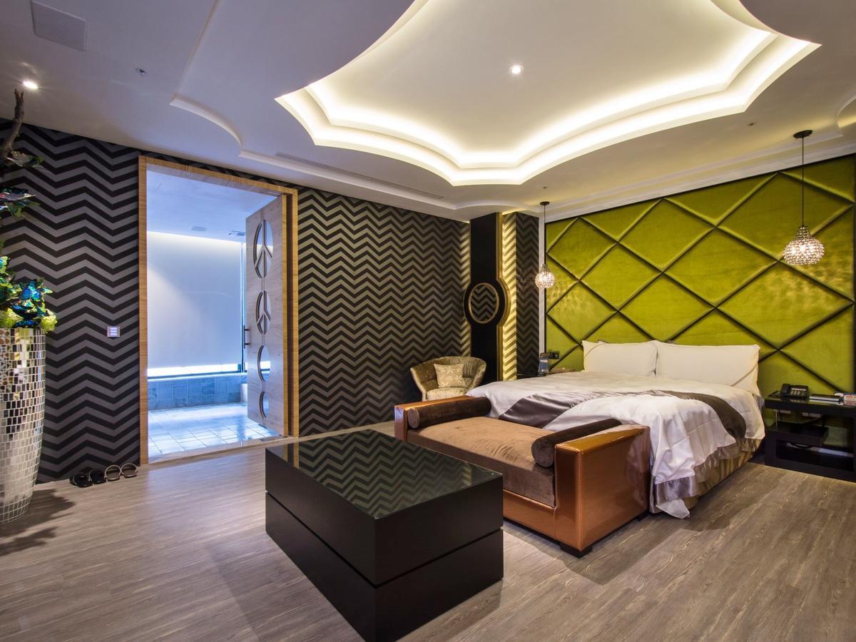 U-Her Hotel Тайчжун Екстер'єр фото