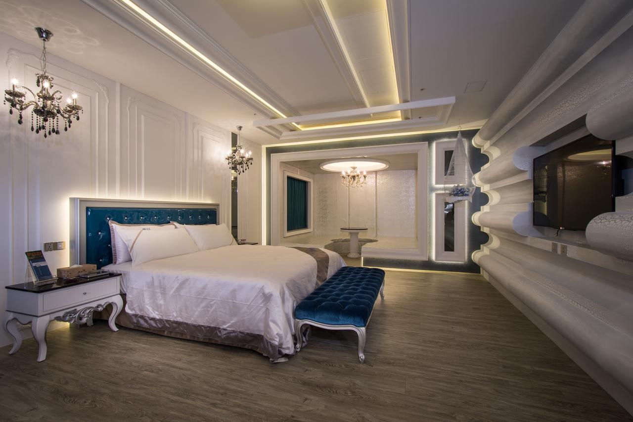 U-Her Hotel Тайчжун Екстер'єр фото